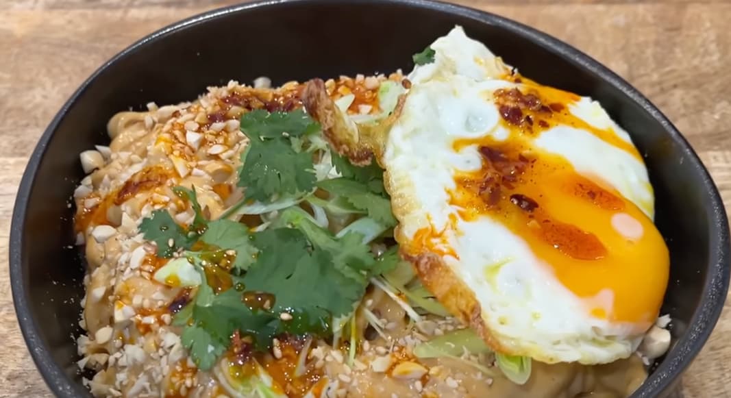 Noodle con salsa de cacahuete